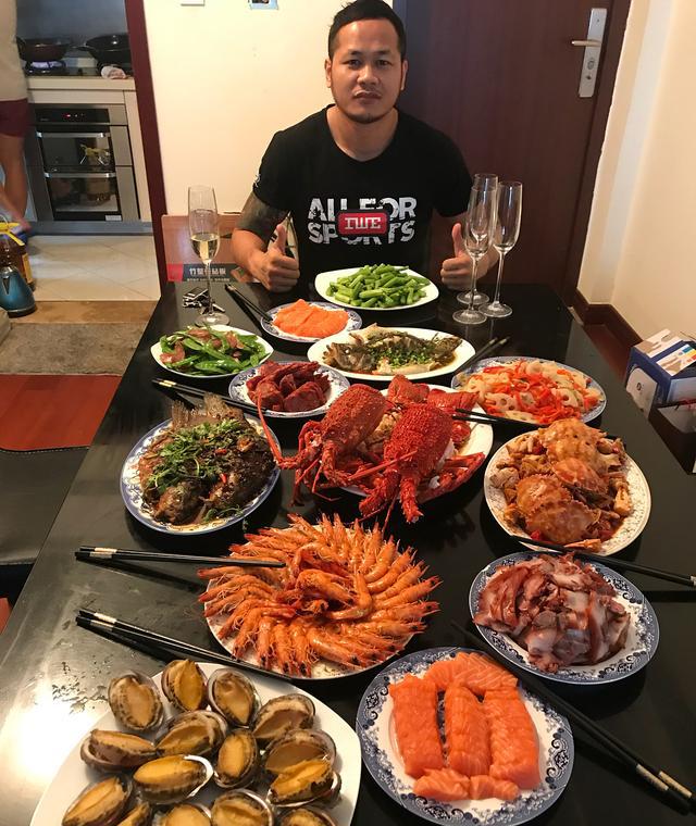 雅桑克莱打败中国猛将品尝海鲜,决战一龙有望进账100万