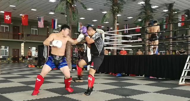 格斗狂人徐晓冬被打伤缝26针并非最惨!重量级拳王曾缝68针